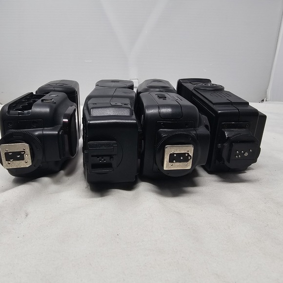 Lot Of 4 Shoe Mount Camera Flash for Parts Or Repair Only - Picture 8 of 16